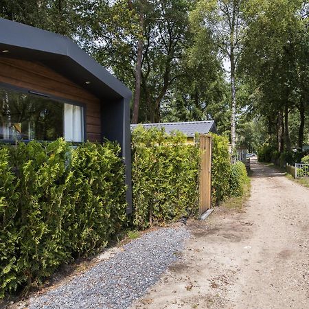 Veluwe Hoenderloo Luxury Chalet With Private Sauna And Hot Tub - Swimming Pool Tennis Court Supermarket Bowling Alley Theatre And Entertainment For Children Extérieur photo