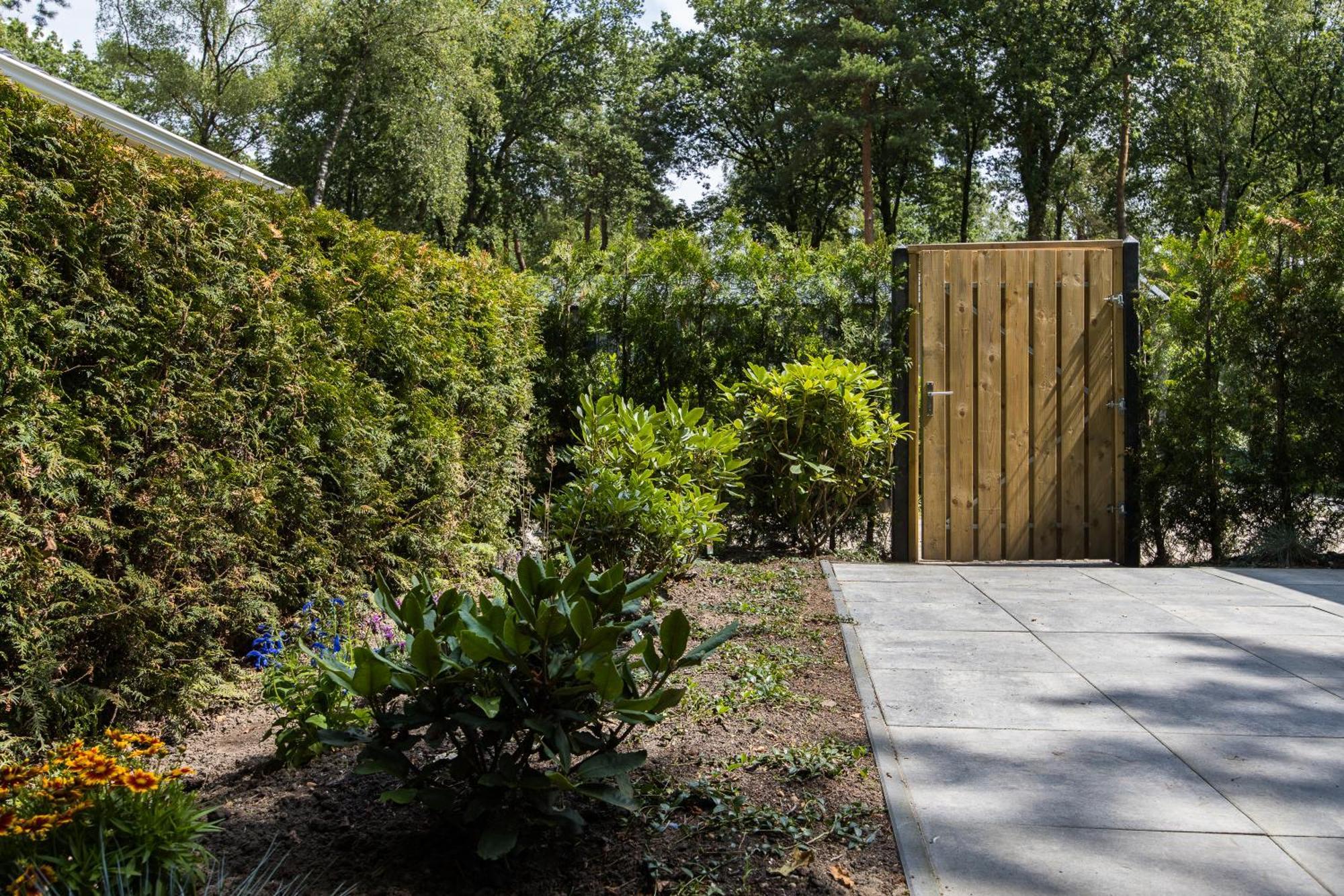 Veluwe Hoenderloo Luxury Chalet With Private Sauna And Hot Tub - Swimming Pool Tennis Court Supermarket Bowling Alley Theatre And Entertainment For Children Extérieur photo