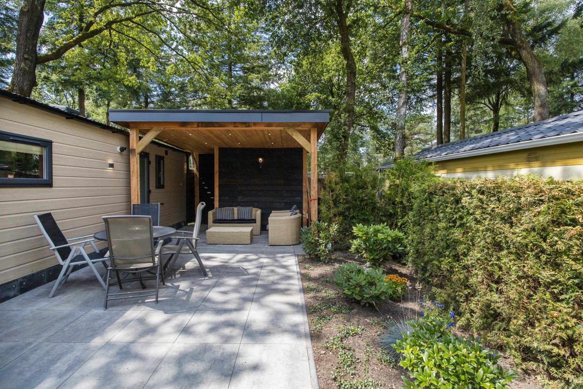 Veluwe Hoenderloo Luxury Chalet With Private Sauna And Hot Tub - Swimming Pool Tennis Court Supermarket Bowling Alley Theatre And Entertainment For Children Extérieur photo
