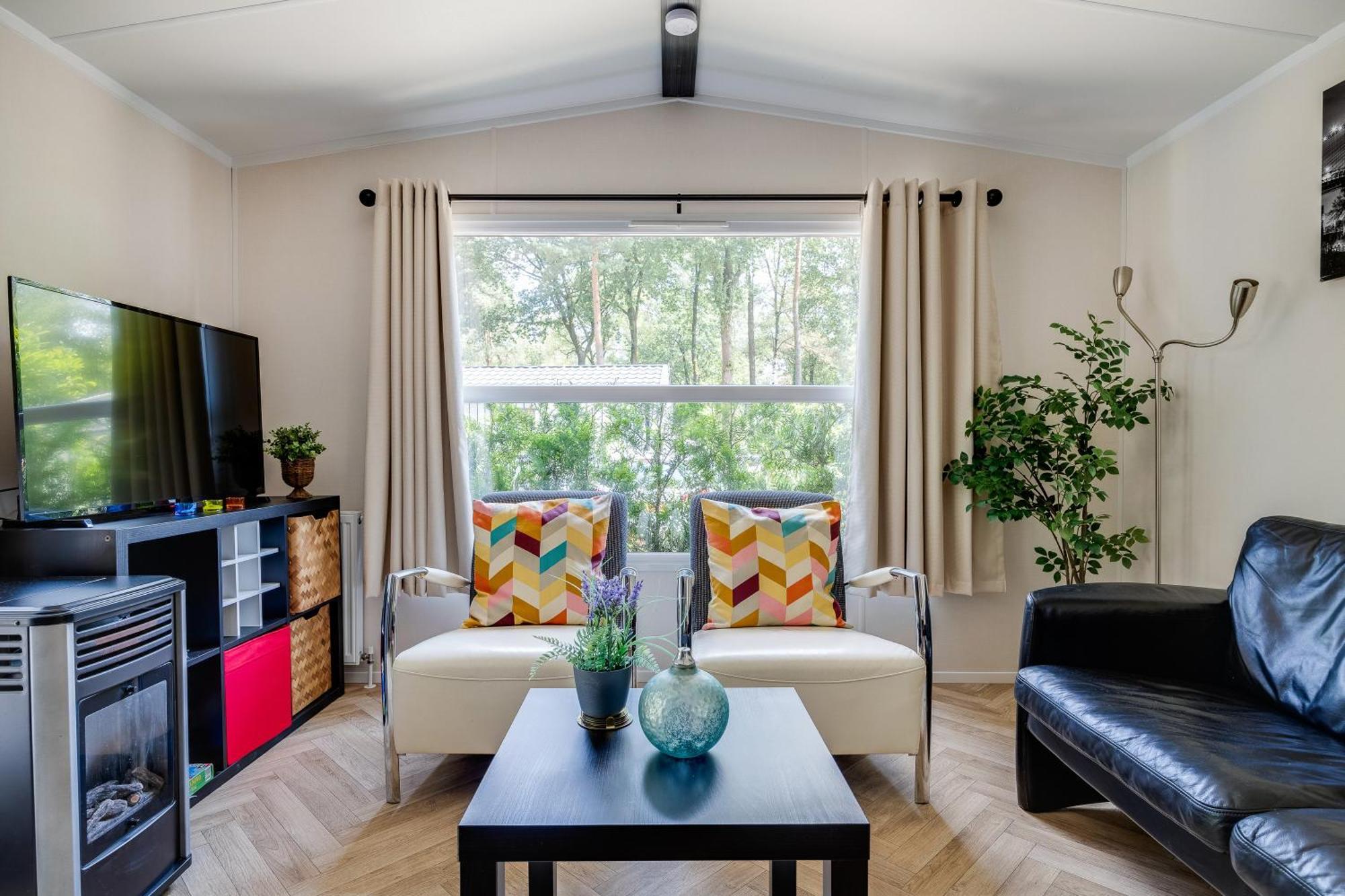 Veluwe Hoenderloo Luxury Chalet With Private Sauna And Hot Tub - Swimming Pool Tennis Court Supermarket Bowling Alley Theatre And Entertainment For Children Extérieur photo