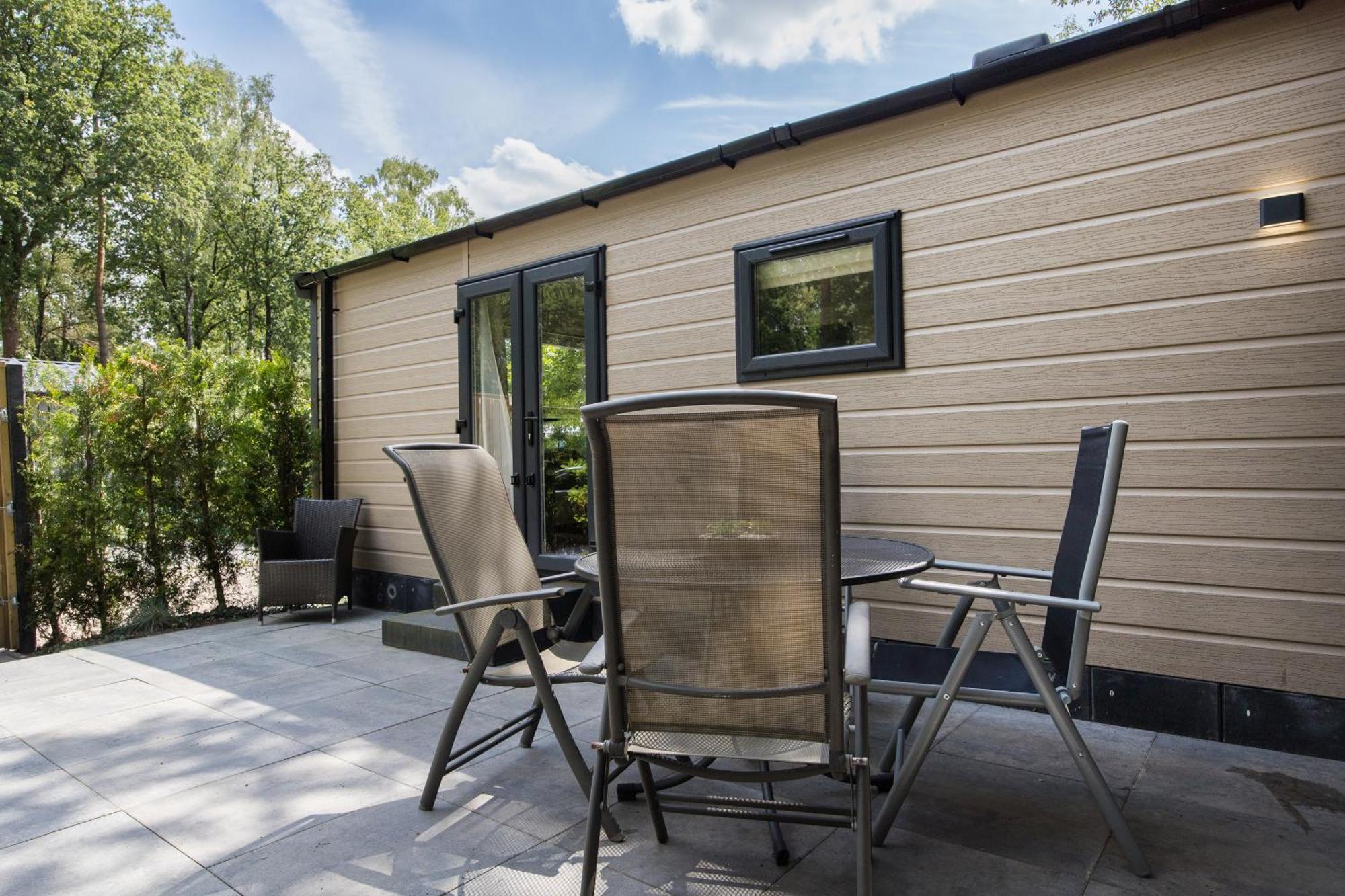 Veluwe Hoenderloo Luxury Chalet With Private Sauna And Hot Tub - Swimming Pool Tennis Court Supermarket Bowling Alley Theatre And Entertainment For Children Extérieur photo