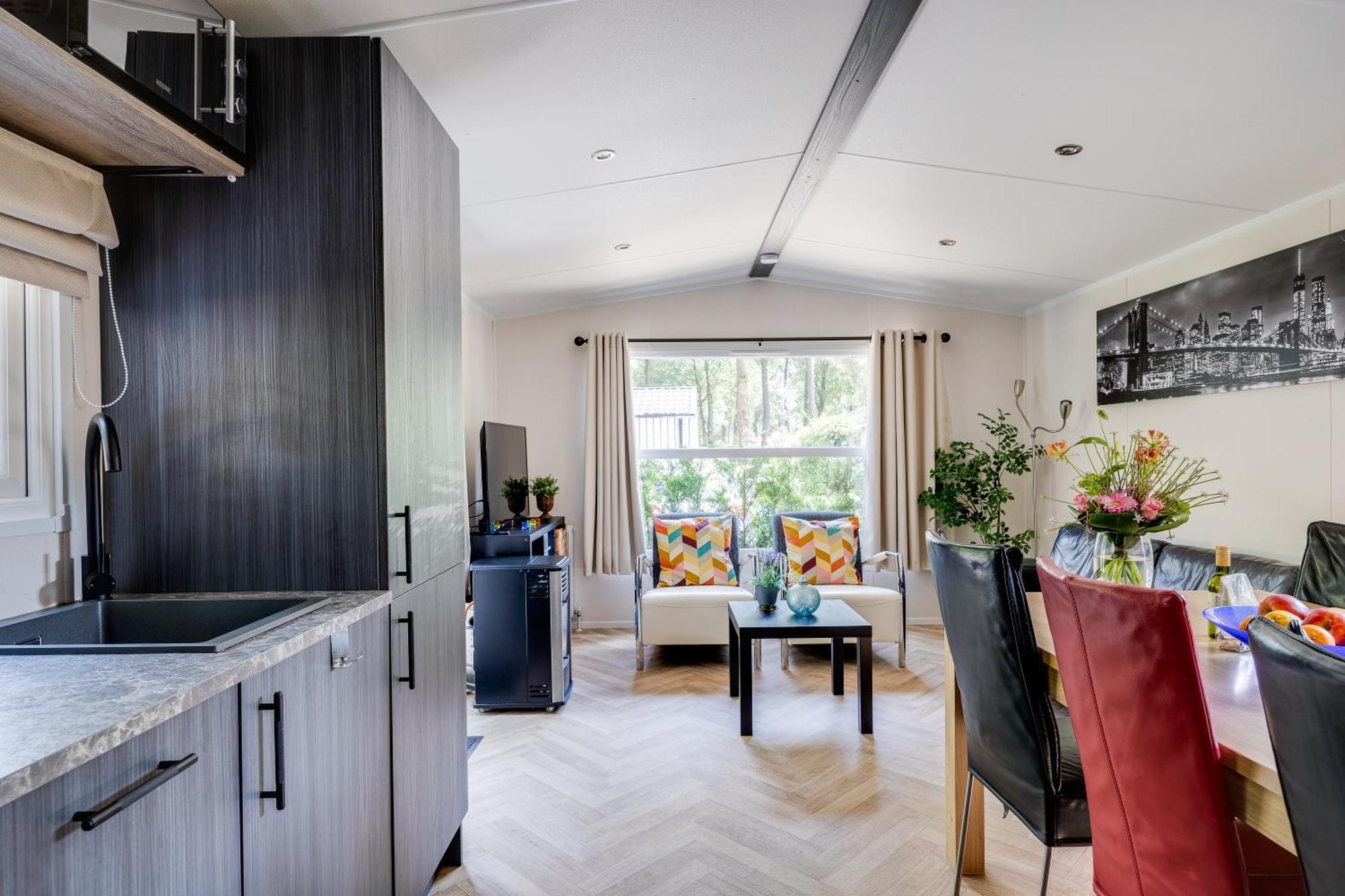 Veluwe Hoenderloo Luxury Chalet With Private Sauna And Hot Tub - Swimming Pool Tennis Court Supermarket Bowling Alley Theatre And Entertainment For Children Extérieur photo