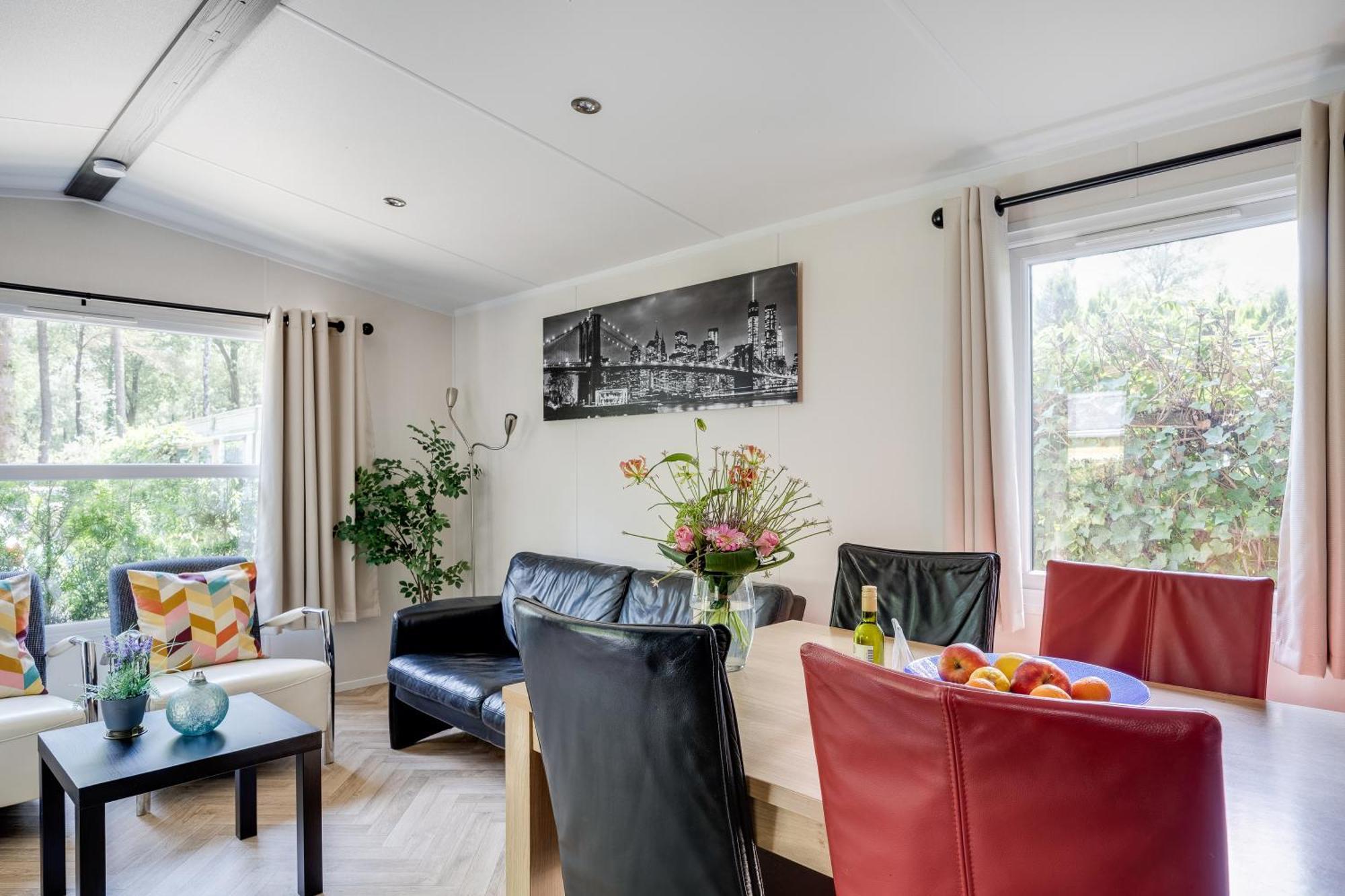 Veluwe Hoenderloo Luxury Chalet With Private Sauna And Hot Tub - Swimming Pool Tennis Court Supermarket Bowling Alley Theatre And Entertainment For Children Extérieur photo